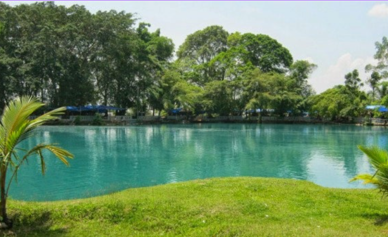 Danau Linting, Wisata Alam Dengan Keindahan Air Biru Hijau