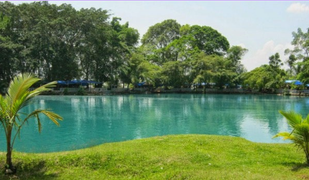 Danau Linting, Wisata Alam Dengan Keindahan Air Biru Hijau